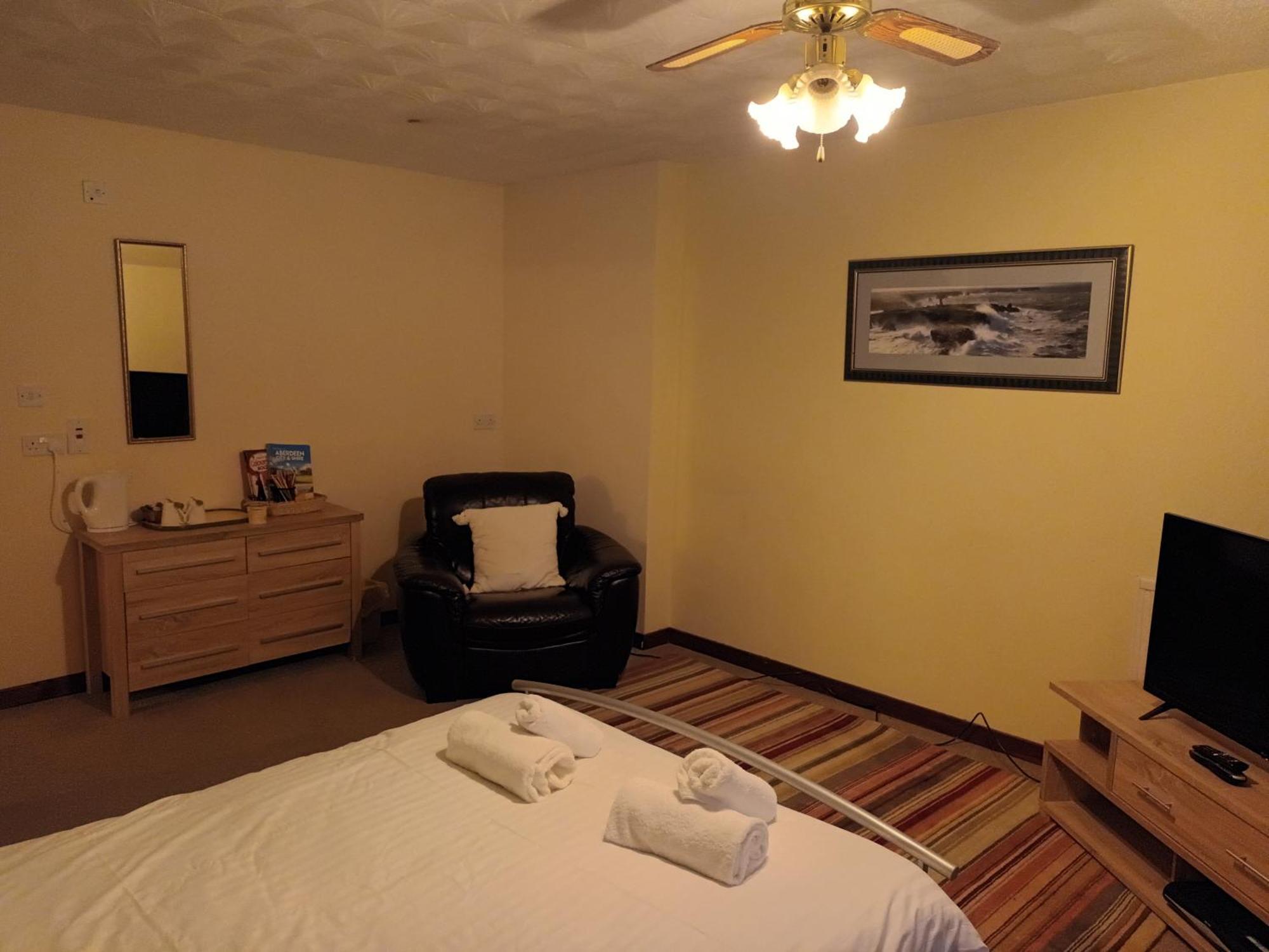 Queens Hotel Stonehaven Bagian luar foto